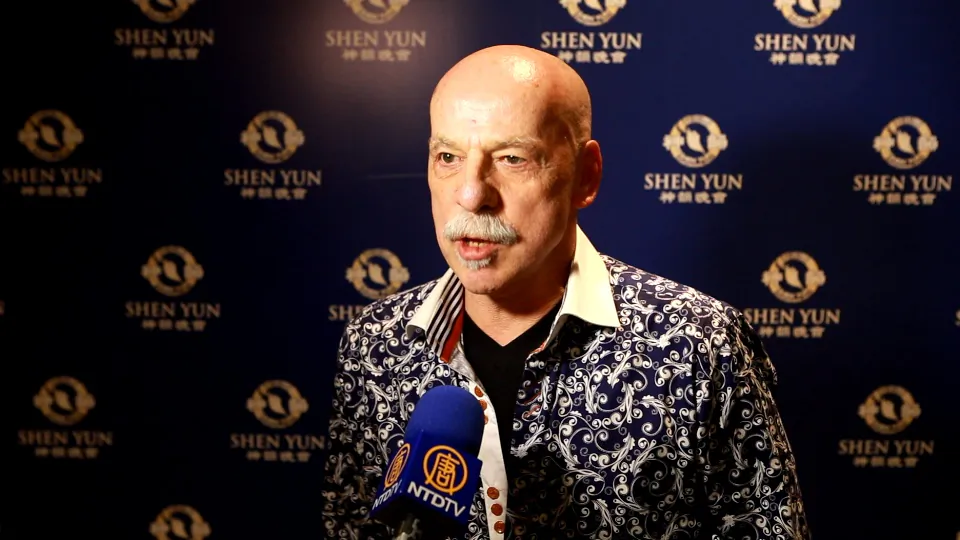 Victor Paquette at the Shen Yun Performing Arts performance at the Queen Elizabeth Theatre on Jan. 23, 2016. (NTD Television)