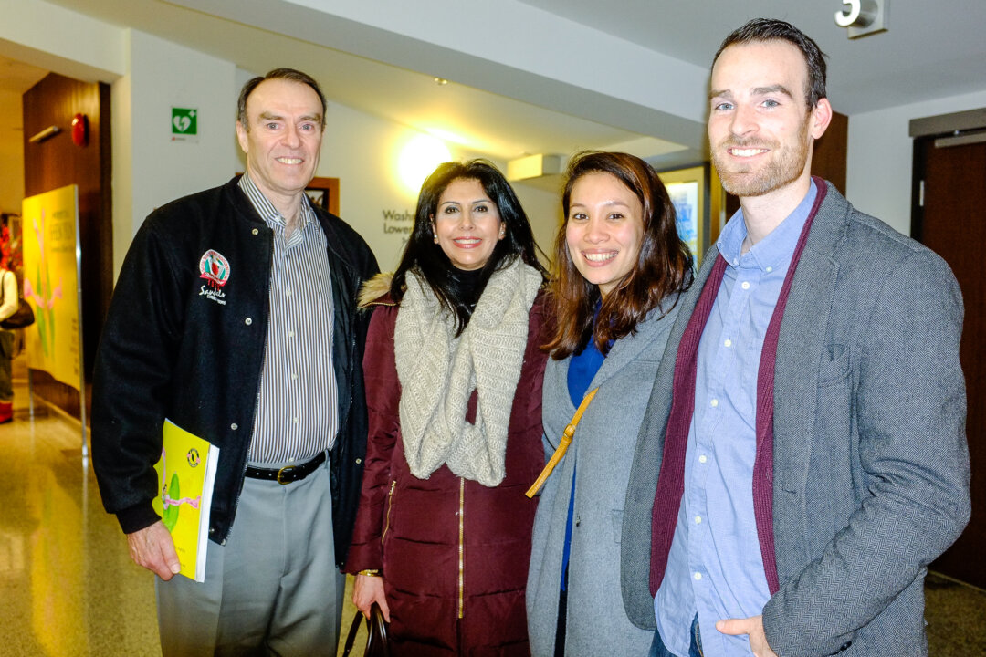 Lyn Hole and family members at Shen Yun Performing Arts in Vancouver on Jan. 24, 2016. (Chen Si/Epoch Times)