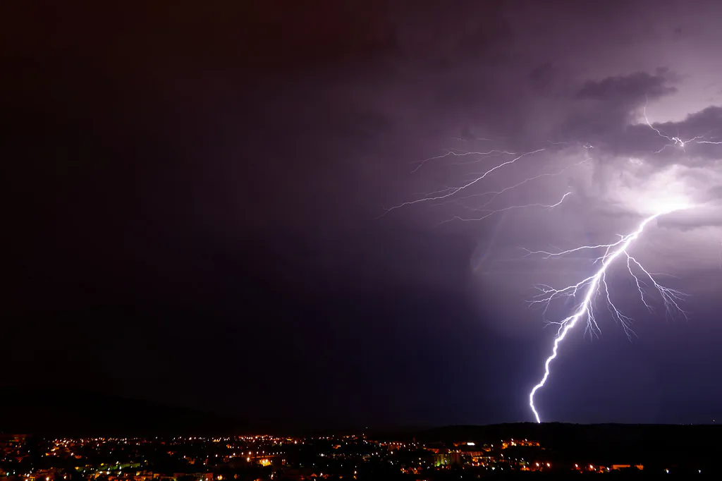 There’s evidence that antimatter is produced in thunderstorms. (Thomas Bresson, CC BY 2.0)