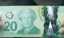 Volatile Markets Have Canadians Hoarding Record Amount of Cash