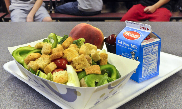 ‘Unprecedented’ Supply Chain Problems Hit School Cafeterias Across US