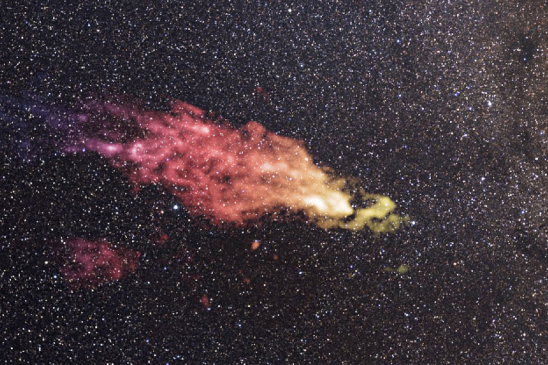 A Giant Gas Cloud Is Racing Toward the Milky Way at 700,000 Miles per ...