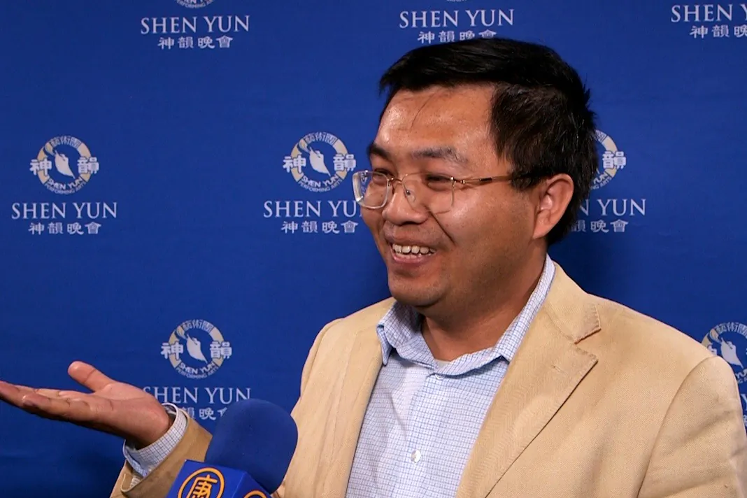 Lijun Hu after Shen Yun Performing Arts at the at California Center for the Arts the afternoon of Jan. 27, 2016. (Courtesy of NTD Television)