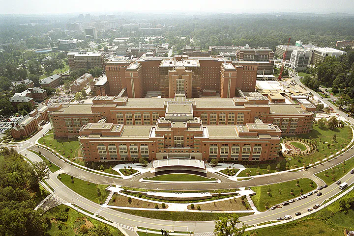 Aerial photograph from the north of the Mark O. Hatfield Clinical Research Center on the National Institutes of Health in Bethesda, Md., in 2008. (NIH, Public Domain)