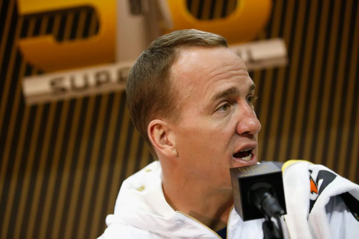 Peyton Manning and the Denver Broncos were unscathed after a bus accident following practice leading up to Super Bowl 50. (Ezra Shaw/Getty Images)