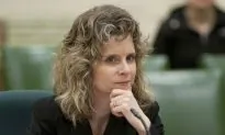 Going Dutch: Sudden Lobbying Changes Ruffle Hyper-Social Ottawa