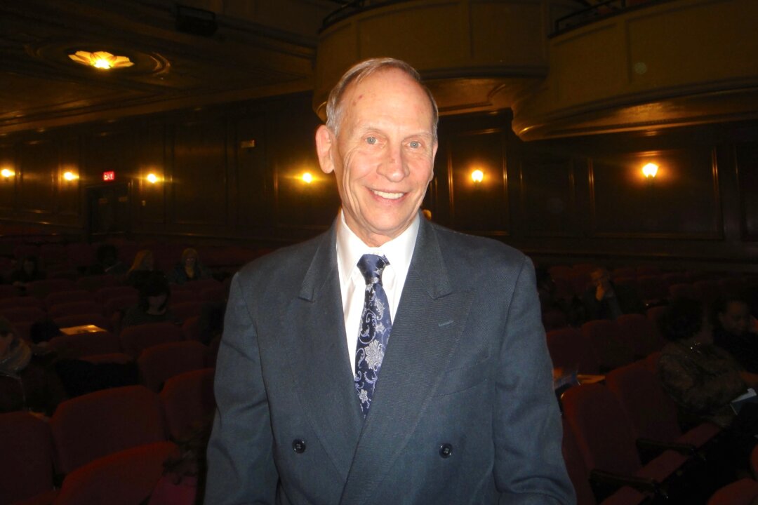 Scott Stansfield at Shen Yun during intermission at the Rochester Auditorium Theatre on Feb. 7, 2016. (Xin Xin Teng/Epoch Times)