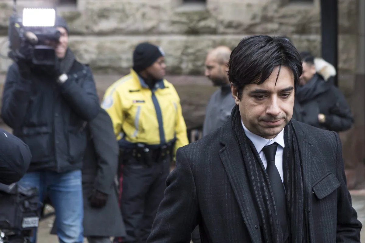 Former CBC radio host Jian Ghomeshi leaves a Toronto courthouse following day six of his trial on Feb. 9, 2016. (Chris Young/The Canadian Press)