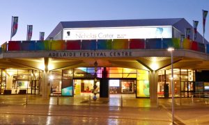 Shen Yun ‘Uplifting and Sad’ Too