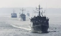 NATO Warships Ordered to Aegean to Help With Migrant Crisis