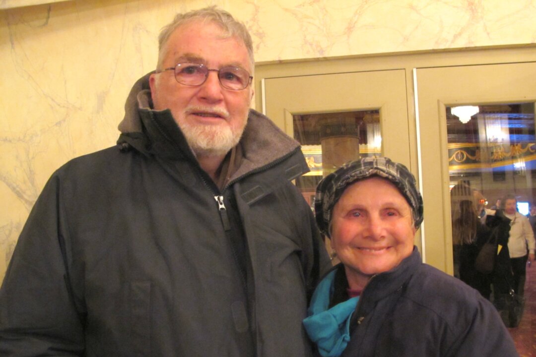 Larry and Carol O'Toole felt the positivity of Shen Yun dancers at the Palace Theater on Feb. 14, 2016. (Gary Du/Epoch Times) 