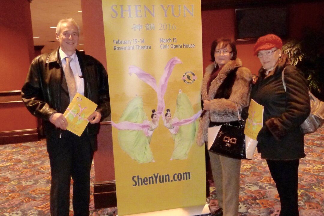 Richard with Irena Cora and Irena Pona-Uszpolewicz enjoyed Shen Yun Performing Arts at the Rosemont Theatre, on Feb. 14, 2016. (Maggie Xie/Epoch Times) 