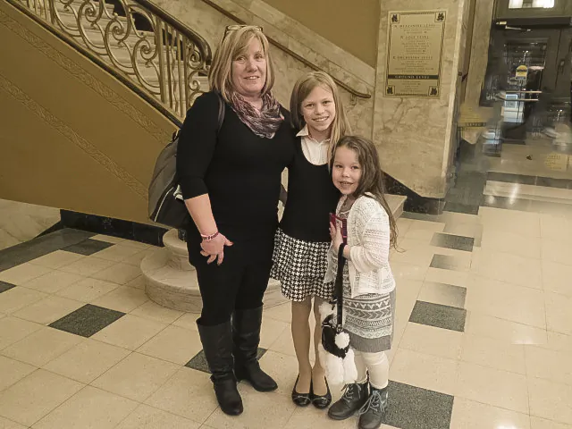 Ms. Tammy Bell brought a group of 12 including Makayla and Peyton from her dance center to see Shen Yun dance company at the Peabody Opera House on Feb. 12 in St. Louis, Mo. (Cat Rooney/Epoch Times) 