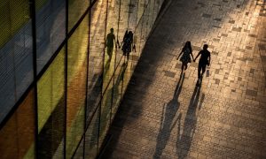 After Valentine's Day Argument, Chinese Woman Discovers Husband Is a Wanted Criminal