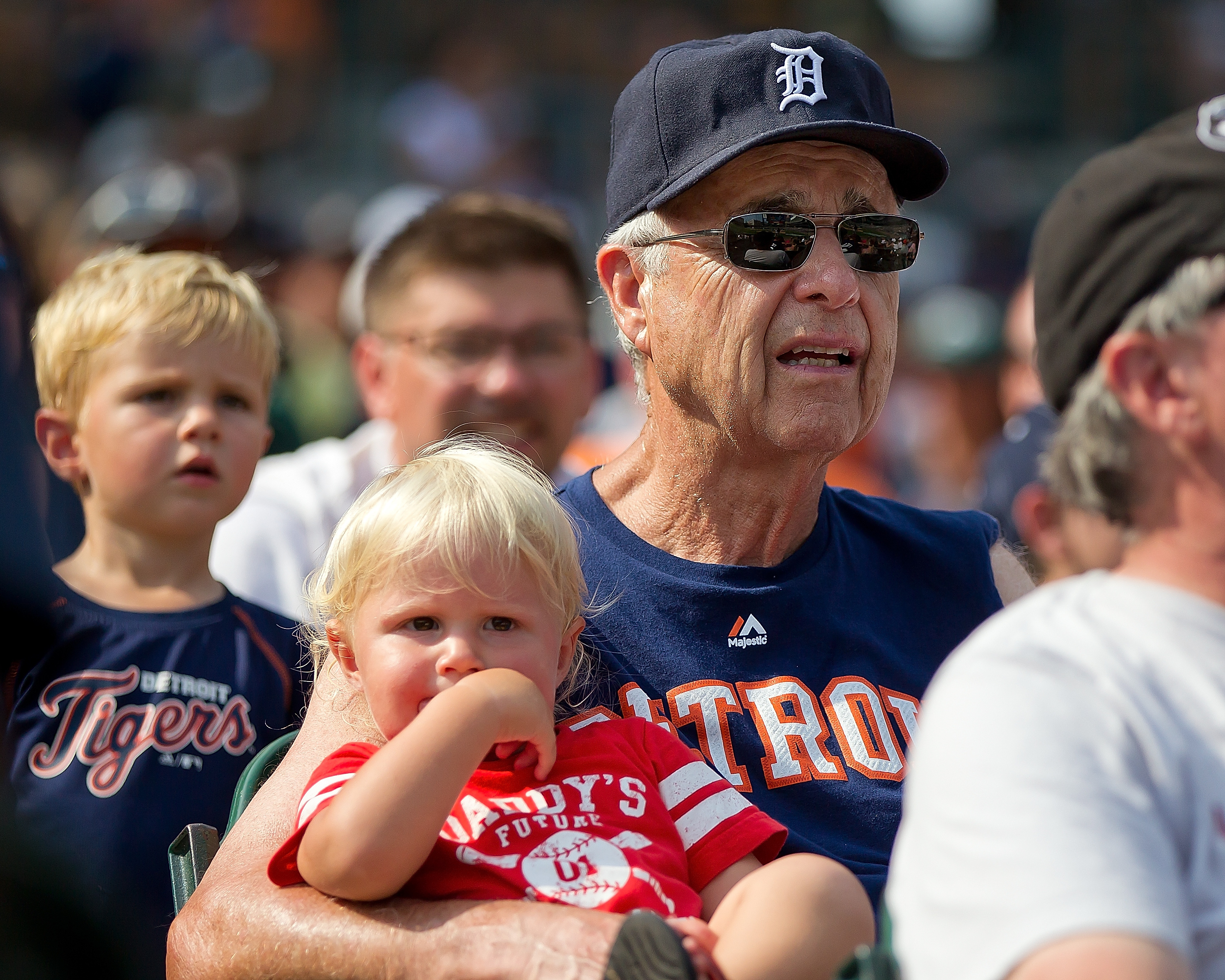 Strong Grandparent-Child Relationships Boost Health for Both - Vimarsana News