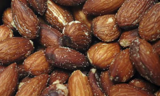 Almonds May Help Control Calories, Study Shows