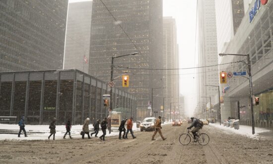 Canadians Projected to Pay More Than $1,750 per Person on Government Debt in 2024