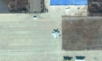 Clone of America’s Top Jet Spotted on Chinese Airfield