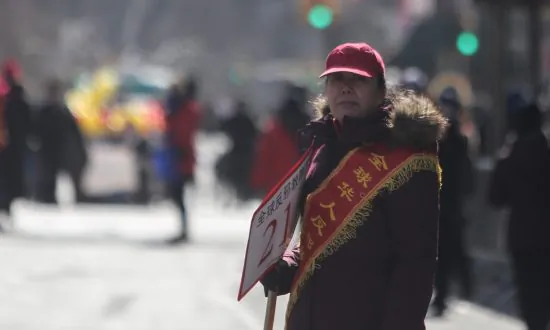 Undercover Reporter Discovers Communist Party’s Astroturf Protest in Chinatown