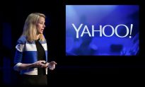 Yahoo Board Hires Investment Banks to Mull Possible Sale