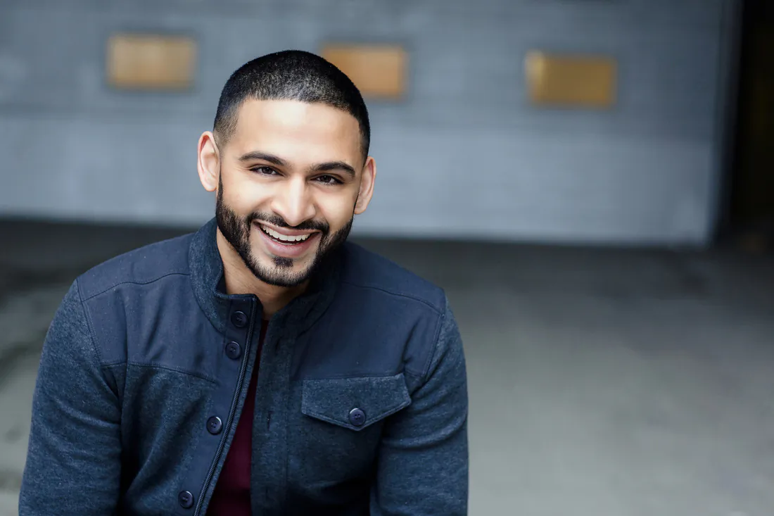Toronto conductor Jordan de Souza is one of today’s most promising young conductors, astounding with his passion and intense musicality. (Brent Calis)