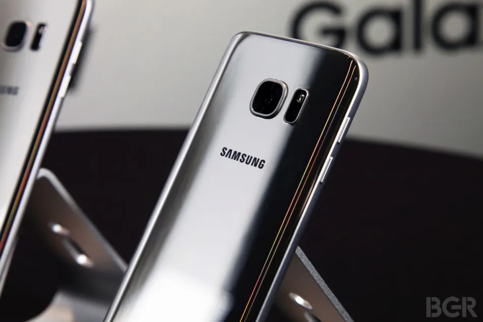 Samsung Galaxy S7. (Zach Epstein, BGR)