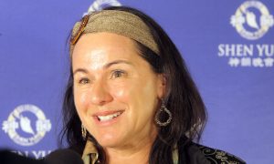 Shen Yun ‘An Important Story ‘Says Soprano Tania de Jong