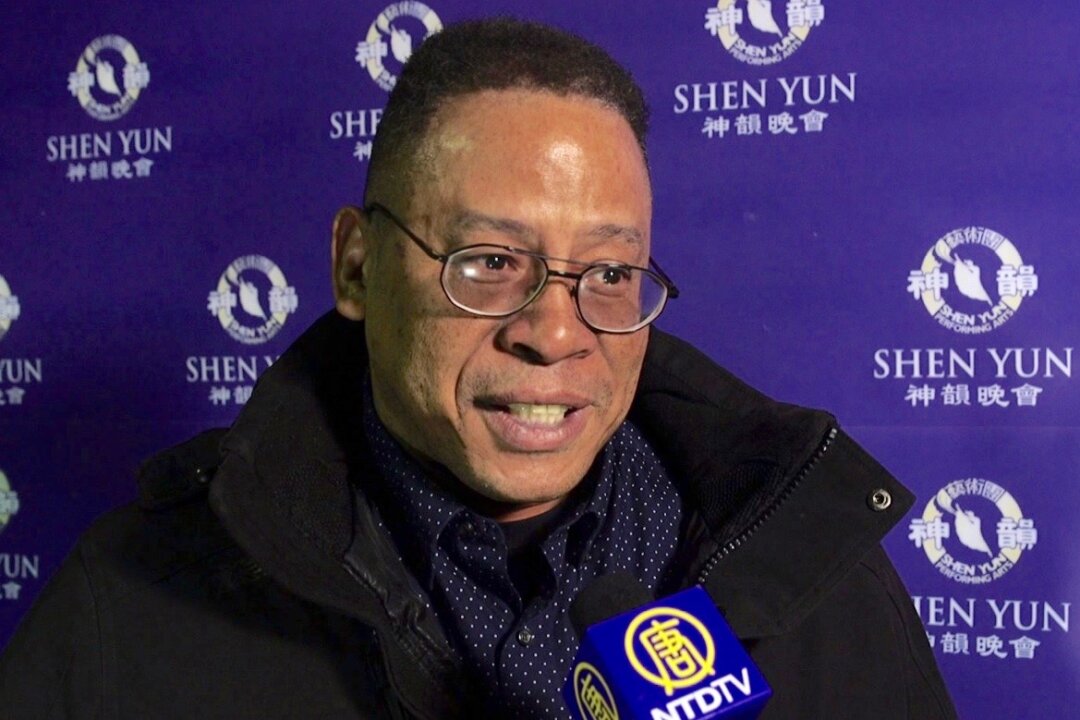 Mr. Raymond Anderson, at Springfield's Sangamon Auditorium, on Feb. 24, feels Shen Yun is a performance that must be experience once in one's life. (Courtesy of NTD Television)