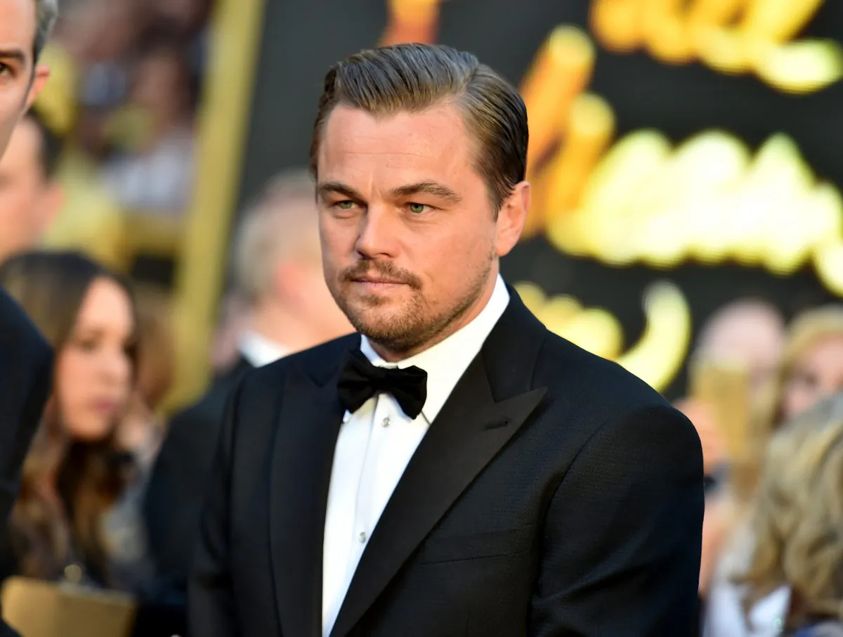 Leonardo DiCaprio arrives at the Oscars at the Dolby Theatre in LA., on Feb. 28, 2016. (Photo by Richard Shotwell/Invision/AP)