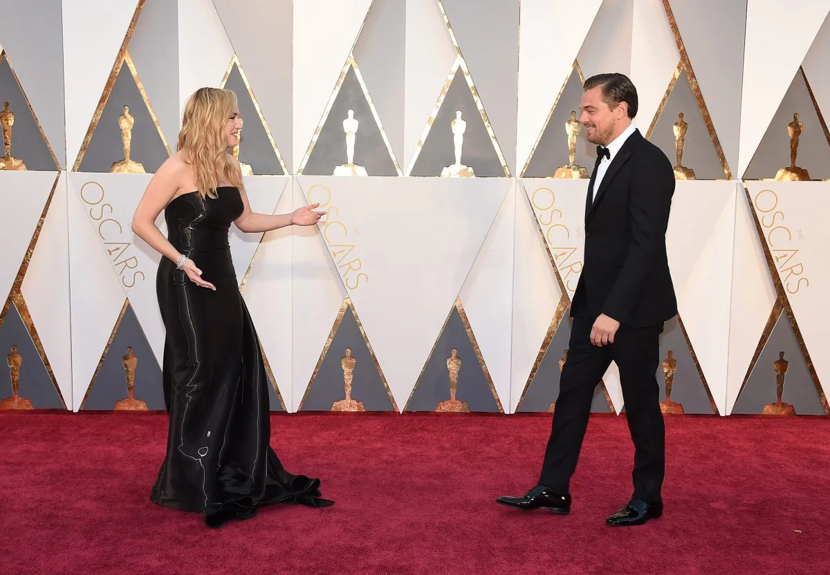 Kate Winslet and Leonardo DiCaprio arrive at the Oscars at the Dolby Theatre in Los Angeles on Feb. 28, 2016. (Jordan Strauss/Invision/AP)