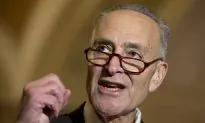 US Senator Wants Government to Set Airline Seat-Size Rules