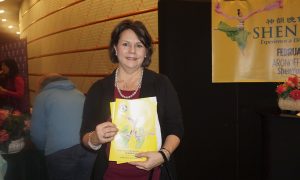 Private School Fundraising Director: Shen Yun ‘Colorfully Stunning’