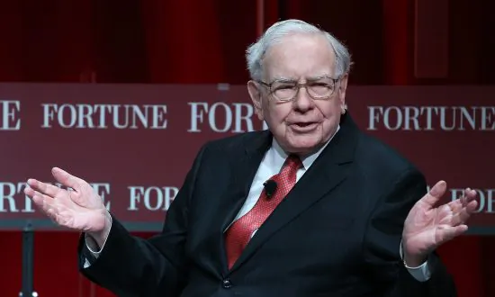 Warren Buffett Overtakes Mark Zuckerberg in Wealth Again as Value Bets Shine Over the Growth Story