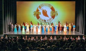 Tab and Eva Fried Say Shen Yun Gives Hope for the Future