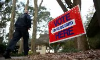 GOP Badly Split as Trump, Clinton Seek Super Tuesday Wins