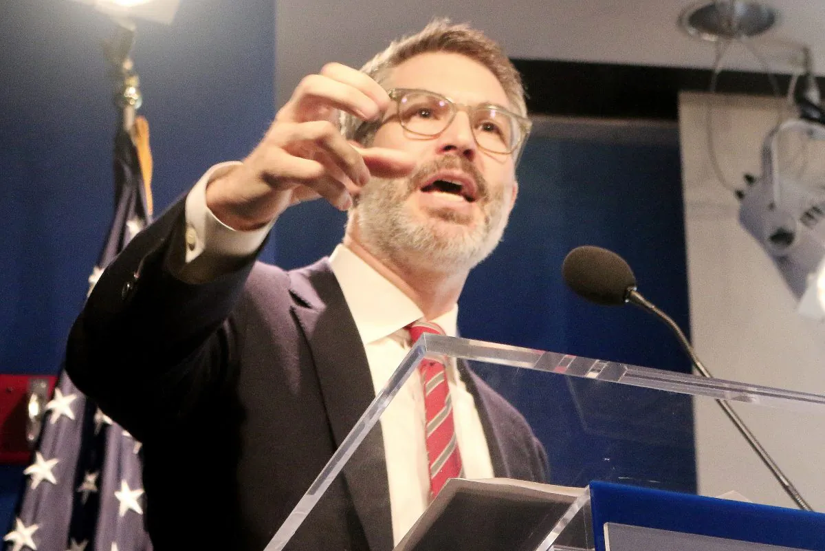Thomas Abt, senior research fellow, Harvard Kennedy School of Government, speaks at the Woodrow Wilson Center, Feb. 22, on a report he coauthored, "What Works in Reducing Community Violence: Spotlight on Central America and Mexico." (Gary Feuerberg/Epoch Times)