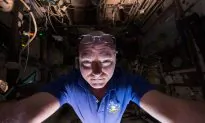 Homecoming for 2 Spacemen After Year Aloft: ‘We did it!’