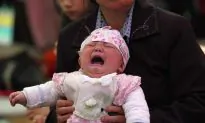 Chinese 19-Year-Old Who Sold Daughter to Buy iPhone and Motorbike Turns Himself In