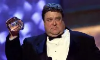 John Goodman Doesn’t Look Like He Used To