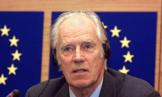 Beatles’ Producer George Martin Dies at 90
