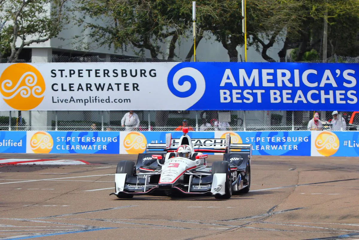 Three-time IndyCar St. Pete GP winner Helio Castroneves rounds Turn 4 during morning practice. (Chris Jasurek/Epoch Times)