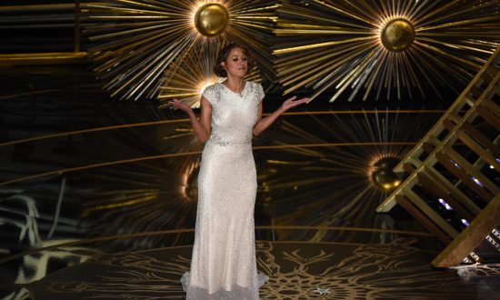 Stacey Dash Attacks Leonardo DiCaprio Because of Oscars Speech