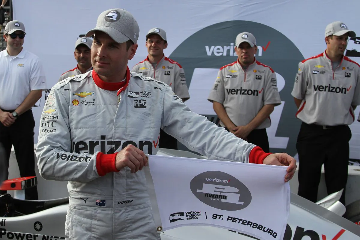 Despite being ill, Penske’s Will Power won the pole for the 2016 IndyCar St. Pete Grand Prix with a new track record. (Chris Jasurek/Epoch Times)