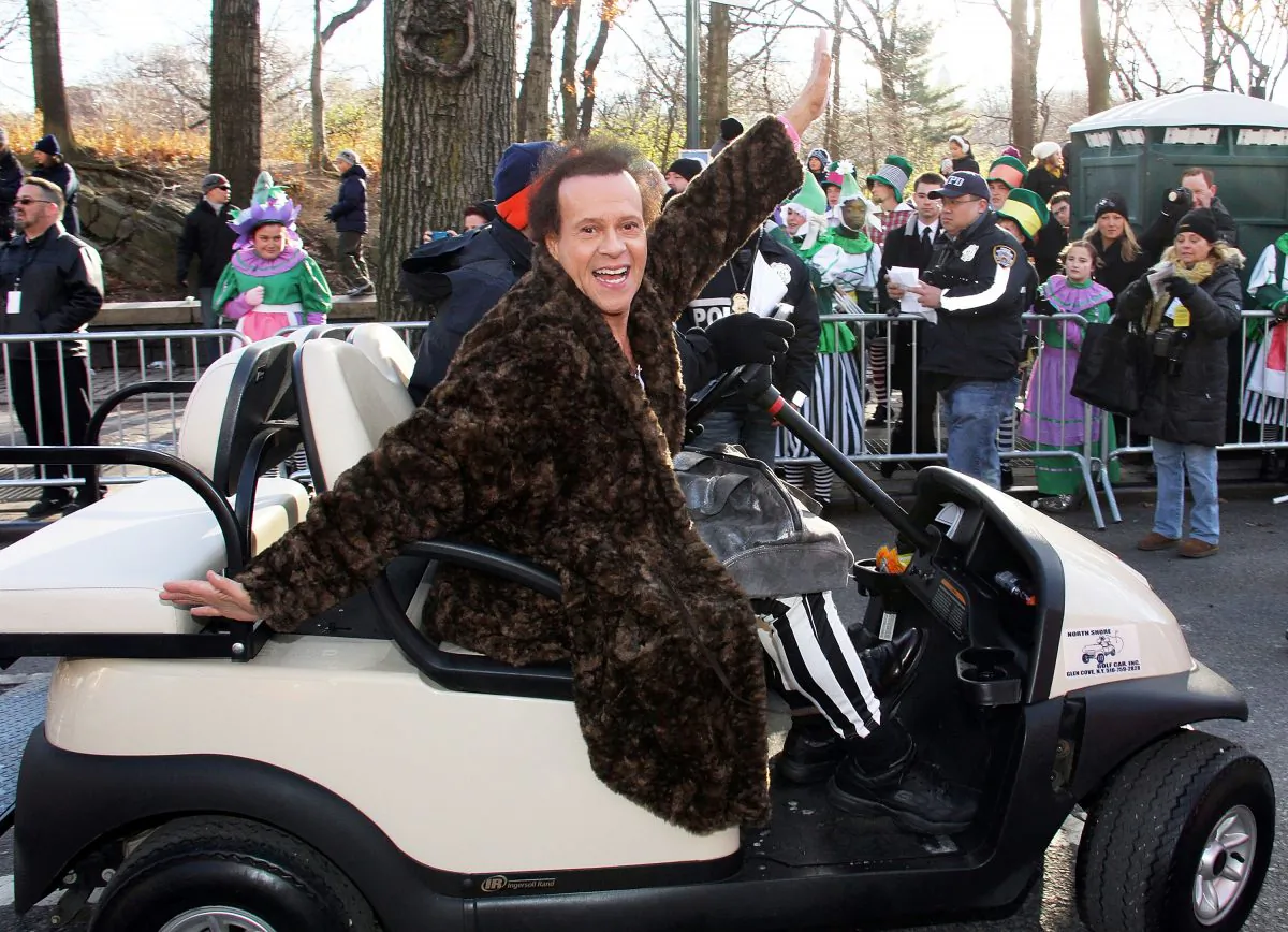 Richard Simmons attends the 87th Annual Macy's Thanksgiving Day Parade on November 28, 2013 in New York City. (Photo by Laura Cavanaugh/Getty Images)