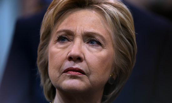 Exonerated Death Row Inmate Spent 39 Years in Jail, Confronts Clinton Over Death Penalty