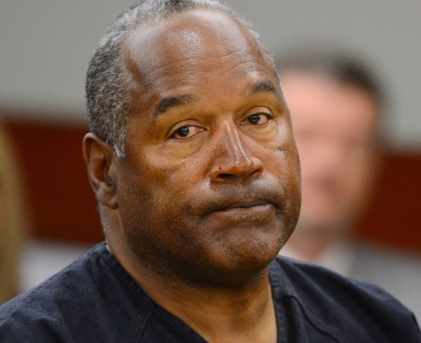 O.J. Simpson appears at an evidentiary hearing in Clark County District Court on May 17, 2013 in Las Vegas, Nevada. (Photo by Ethan Miller/Getty Images)