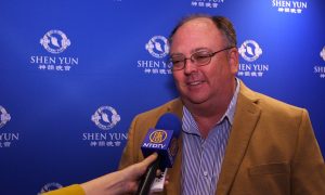 Mayor Says about Shen Yun, ‘They’re just incredible!’