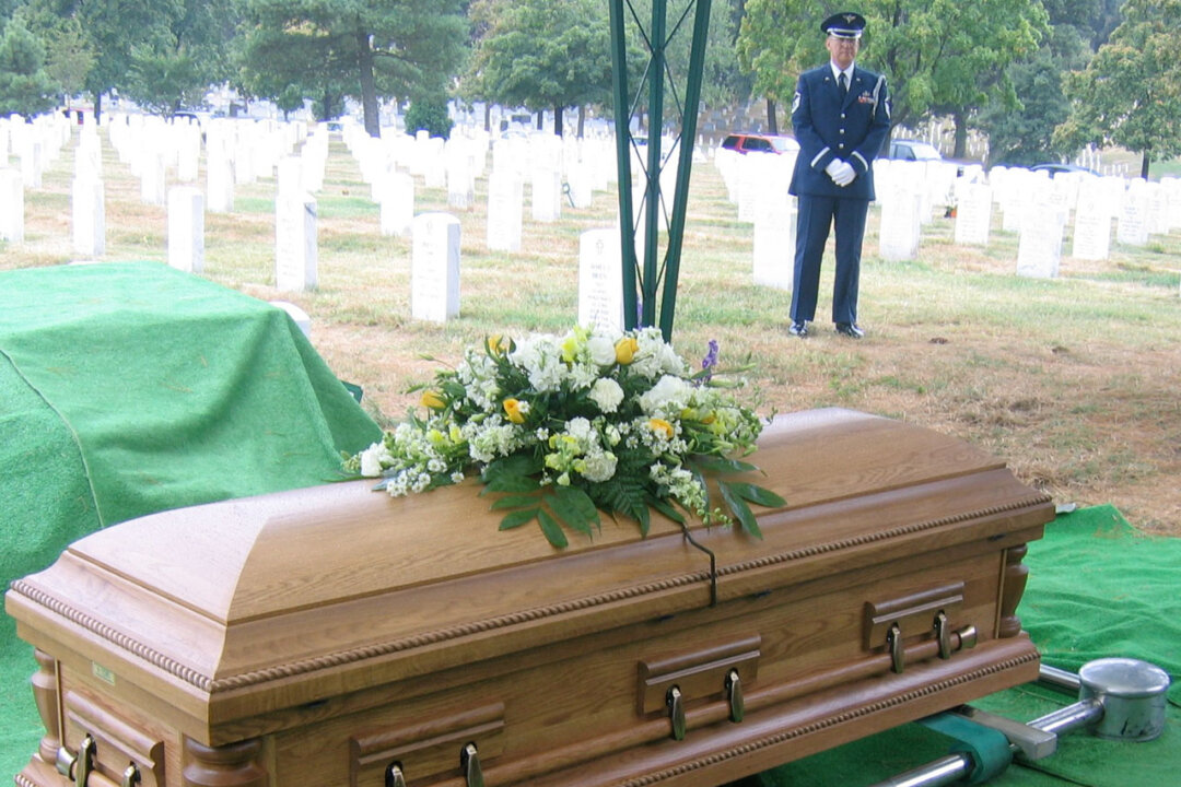 Mom Thought She ‘Buried’ Son, Then She Realizes What Really Happened
