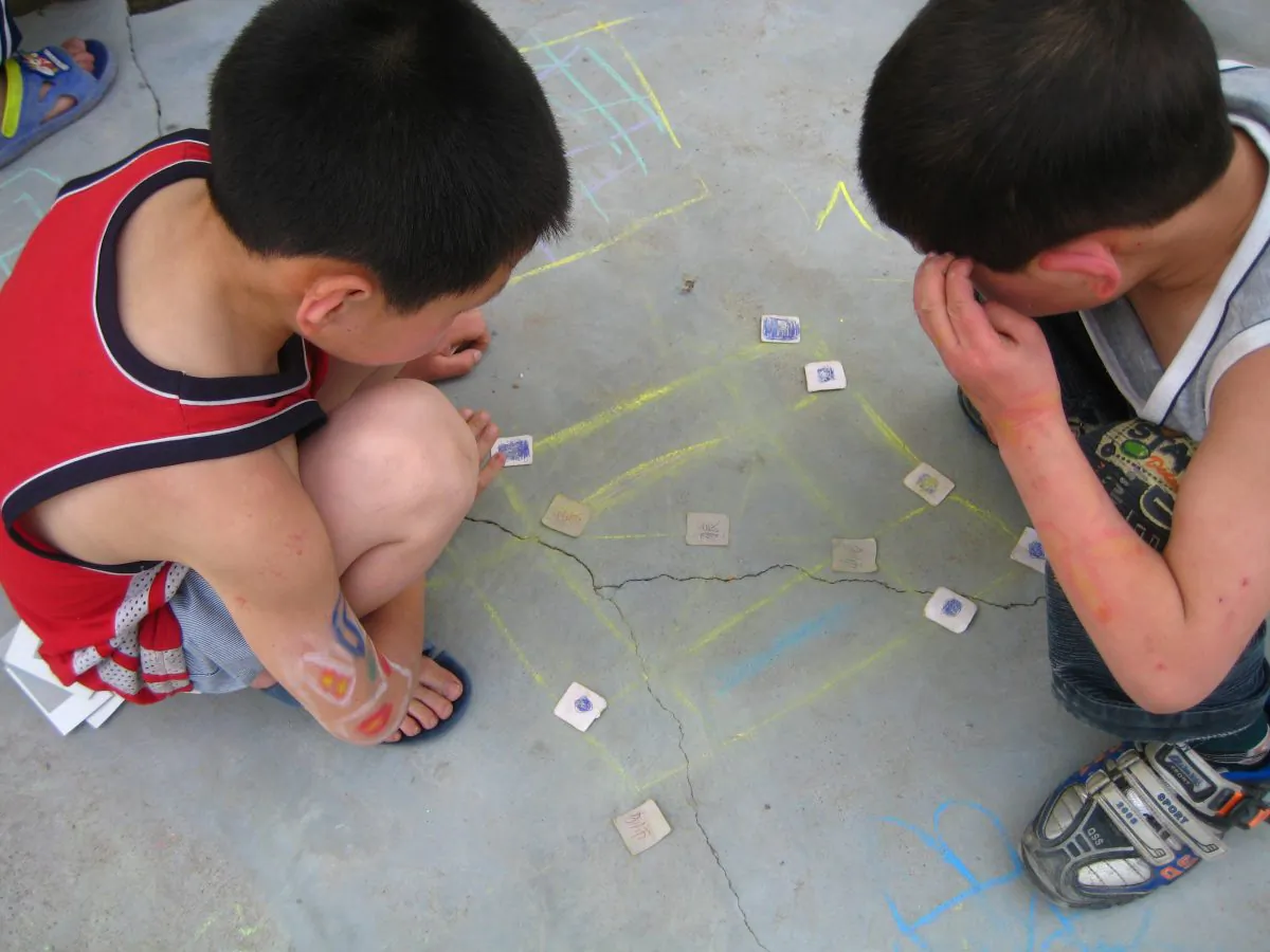 What makes gifted kids from advantaged families get ahead? (David Woo, CC BY-ND 2.0)