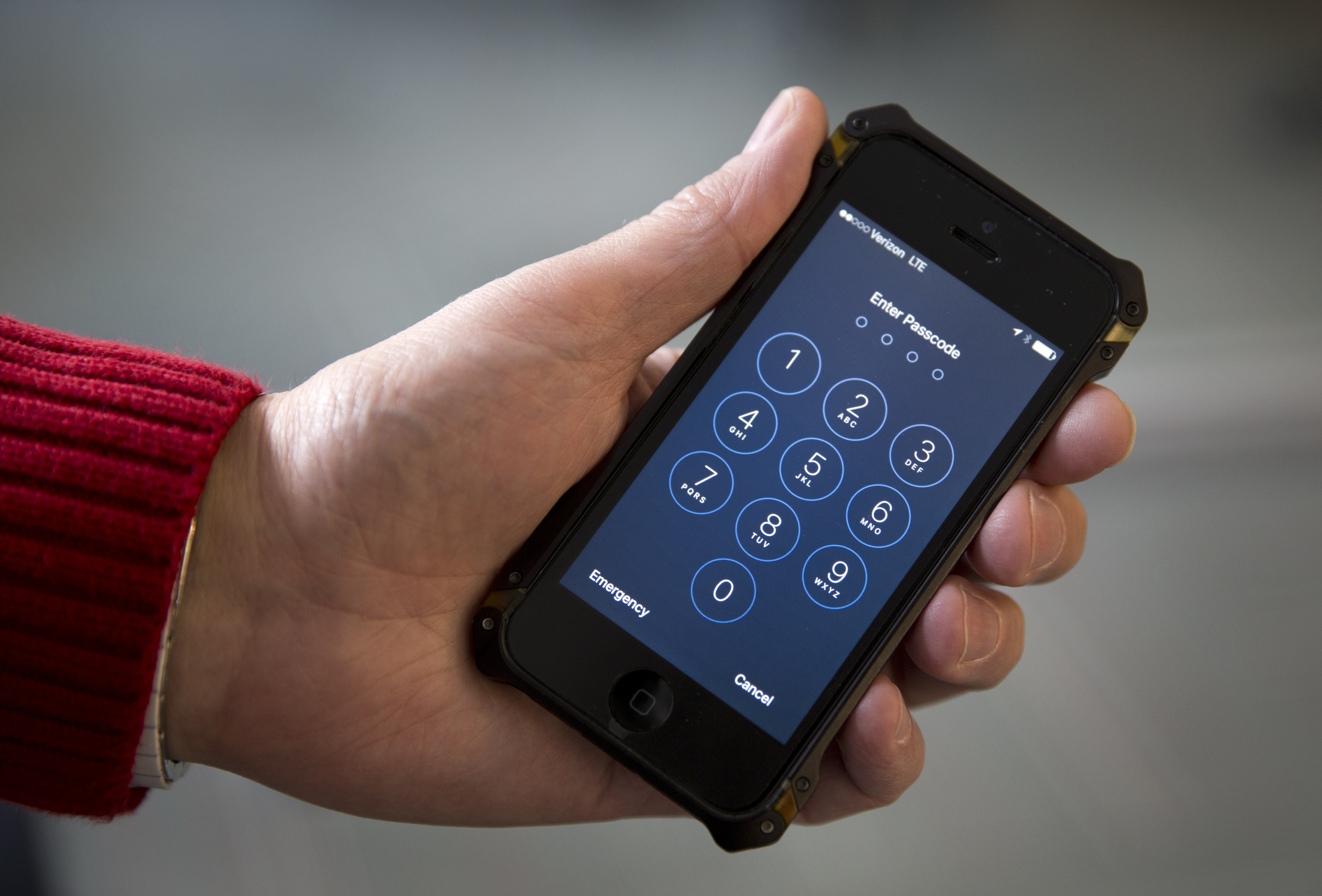 Reporter Charged for Hacking SD Gov. Kristi Noem's Personal Cell Phone for Prank Call - Vimarsana News
